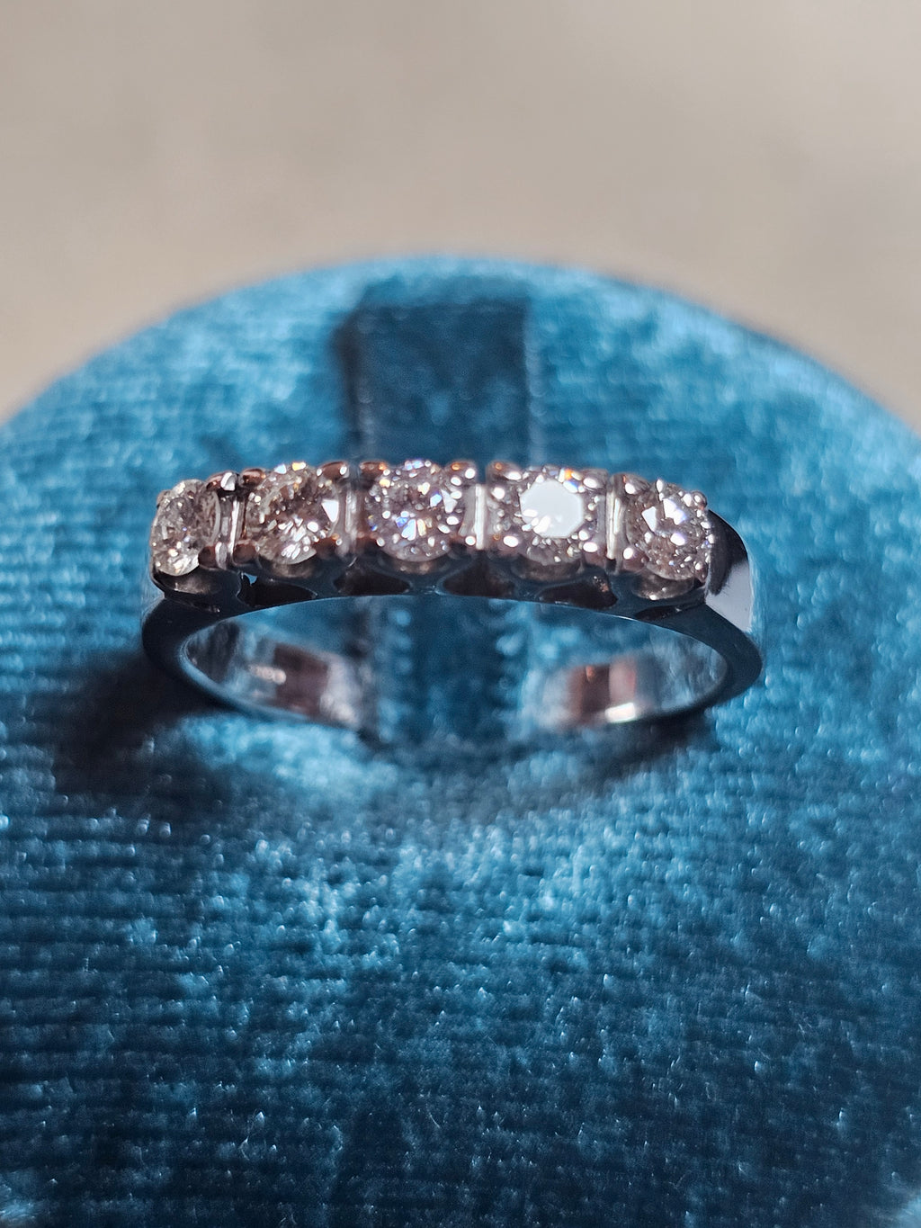 ANELLO VERETTA DIAMANTI NATURALI KT 0,55