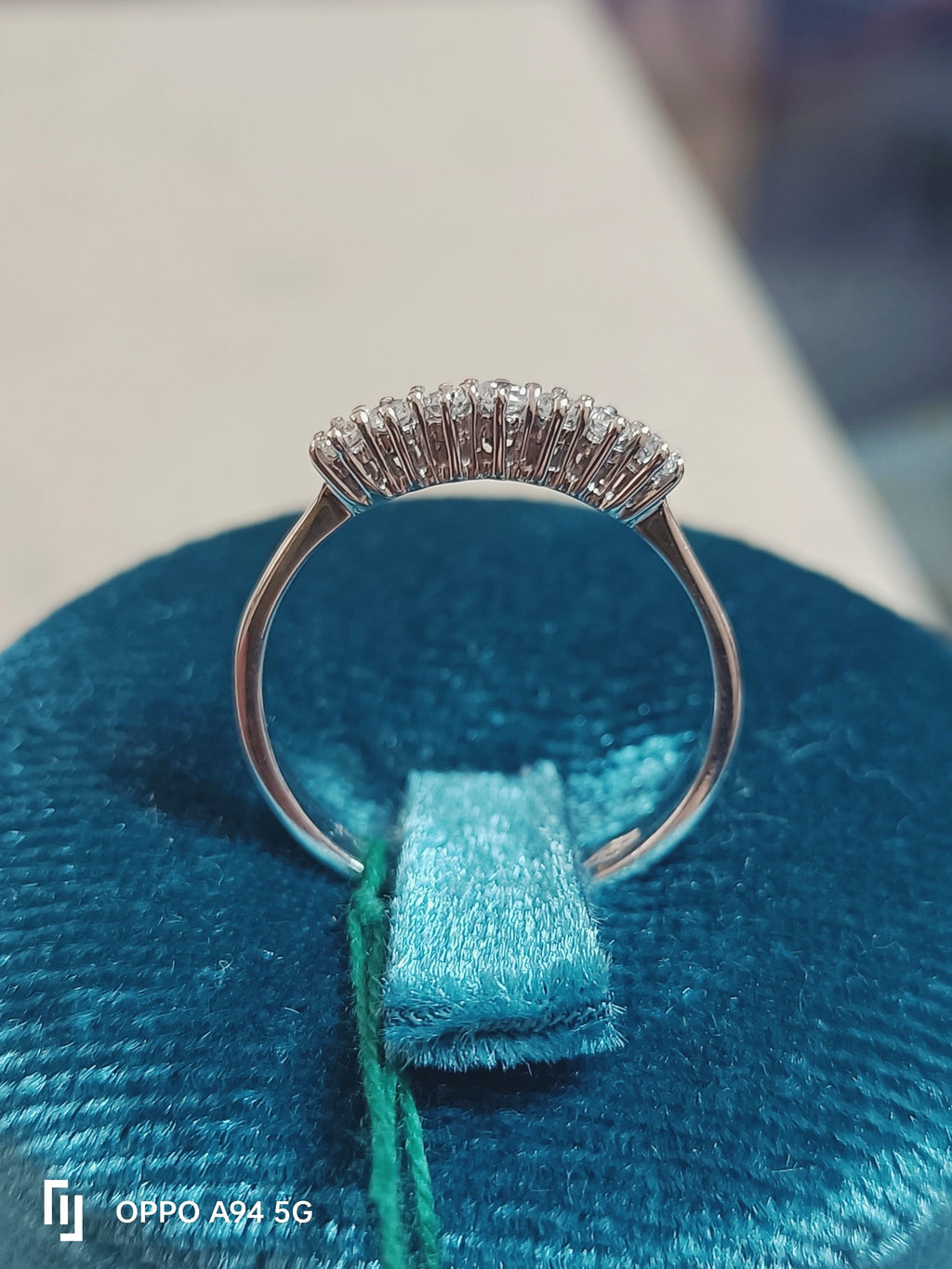 ANELLO VERETTA DIAMANTI NATURALI KT 0,21 G COLOR VS1