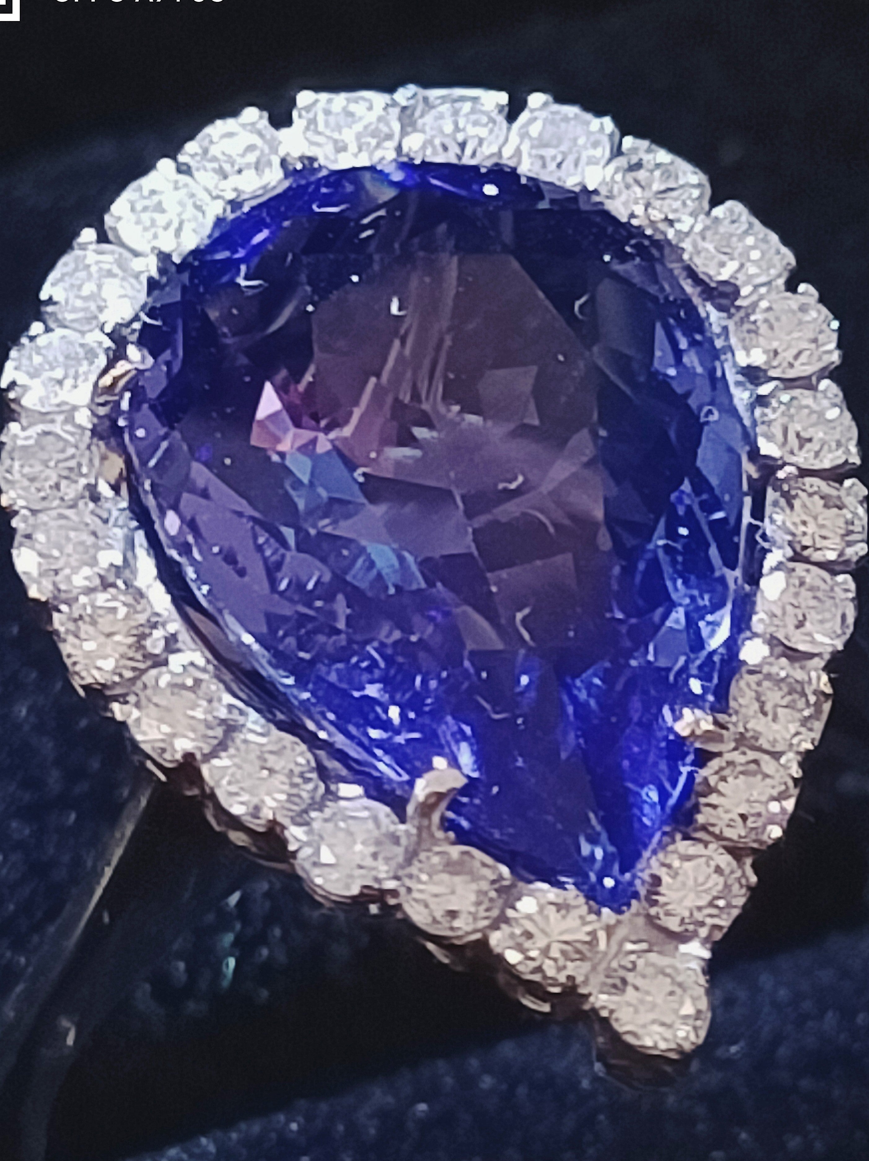 ANELLO GOCCIA TANZANITE E DIAMANTI.....KT 4,49 + KT 0,50 G COLOR VS