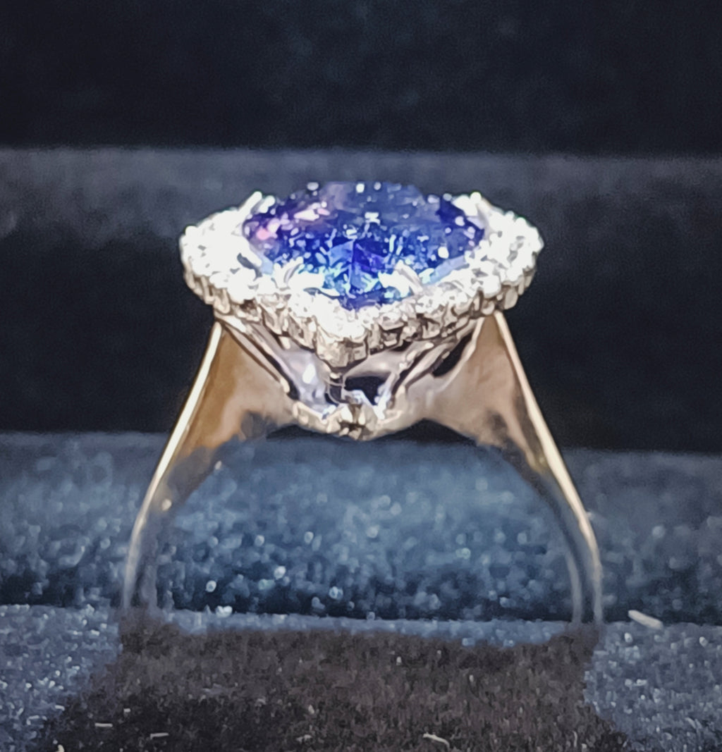 ANELLO GOCCIA TANZANITE E DIAMANTI.....KT 4,49 + KT 0,50 G COLOR VS