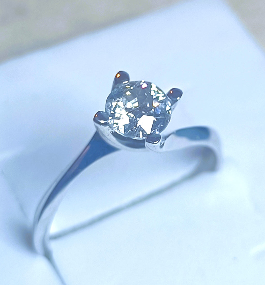SOLITARIO IN ORO BIANCO 18KT DIAMANTE NATURALE KT 0,73 K COLOR SI2