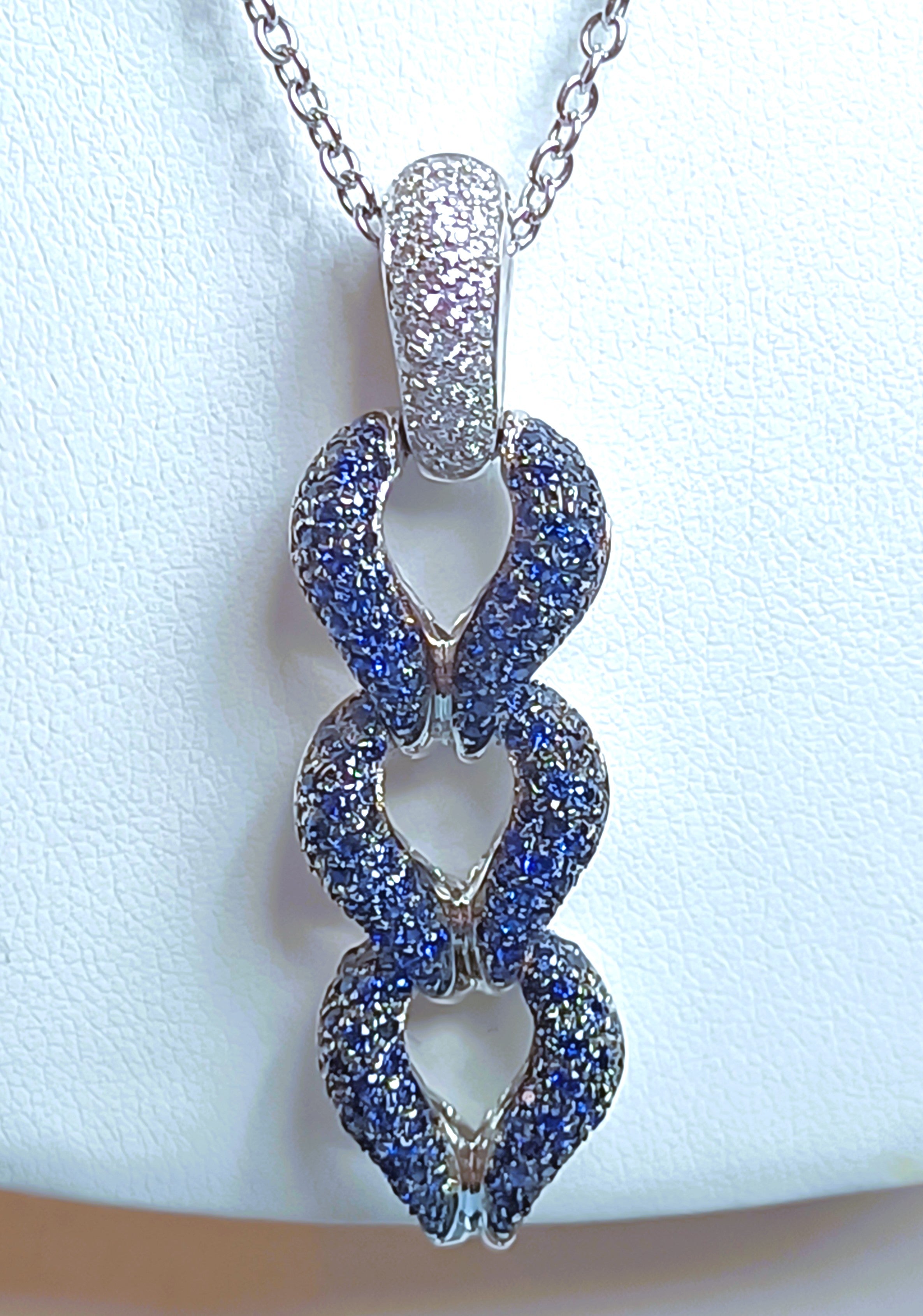 COLLANA IN ORO BIANCO 18KT DIAMANTI E ZAFFIRI GIOIELLO VALENZANO