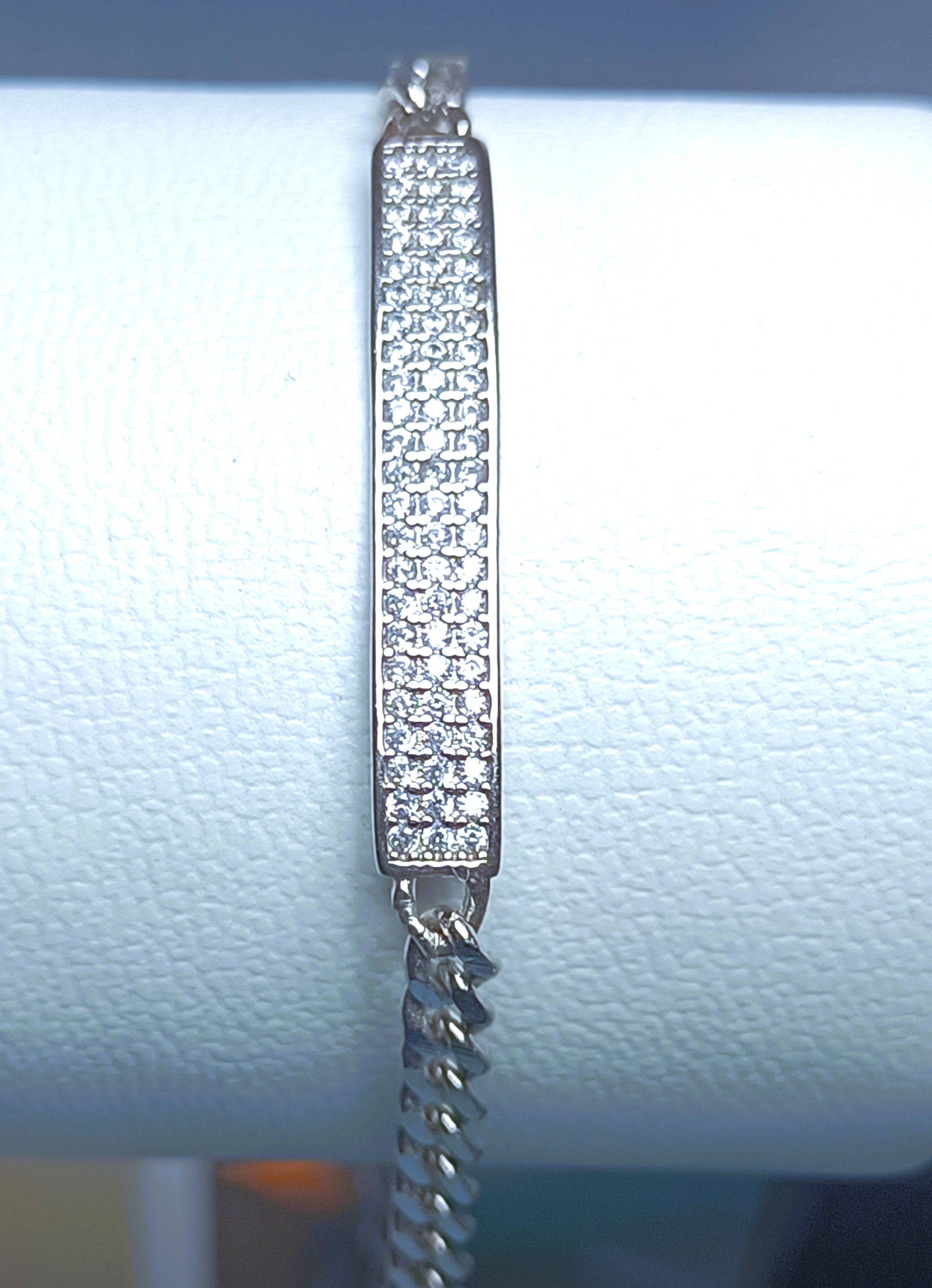 BRACCIALE PIASTRINA E ZIRCONI IN ARGENTO 925