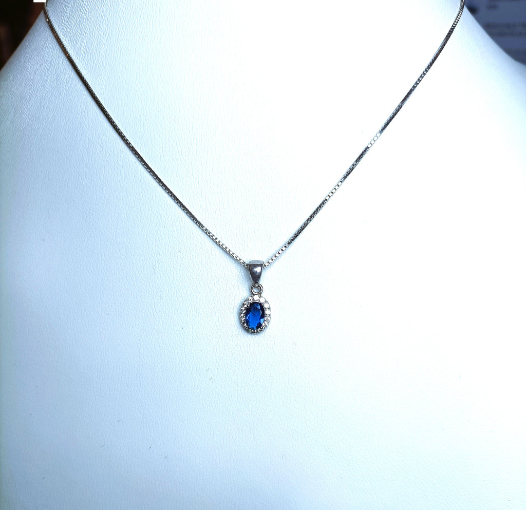 COLLANA IN ARGENTO 925 E PENDENTE CON ZIRCONE CENTRALE BLU E BIANCHI A CONTORNO