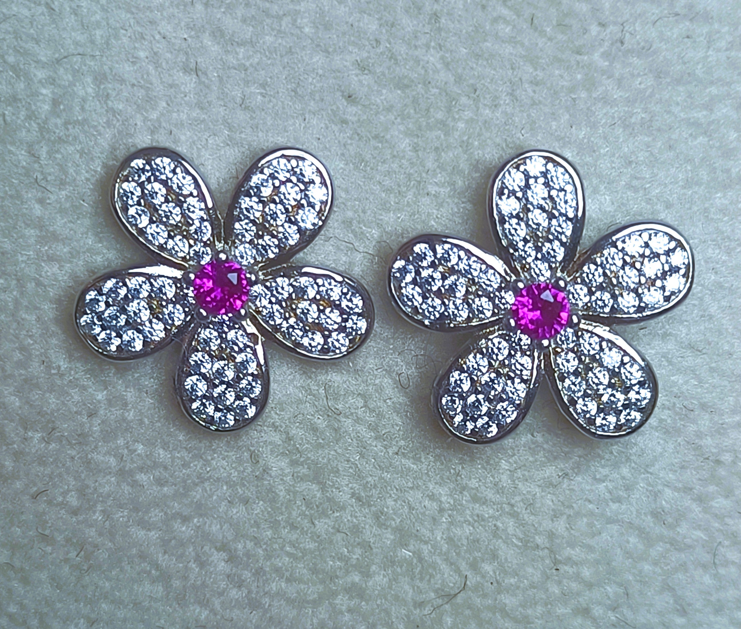 ORECCHINI A FIORE IN ARGENTO 925 E PIETRE BELLISSIME COLORATE