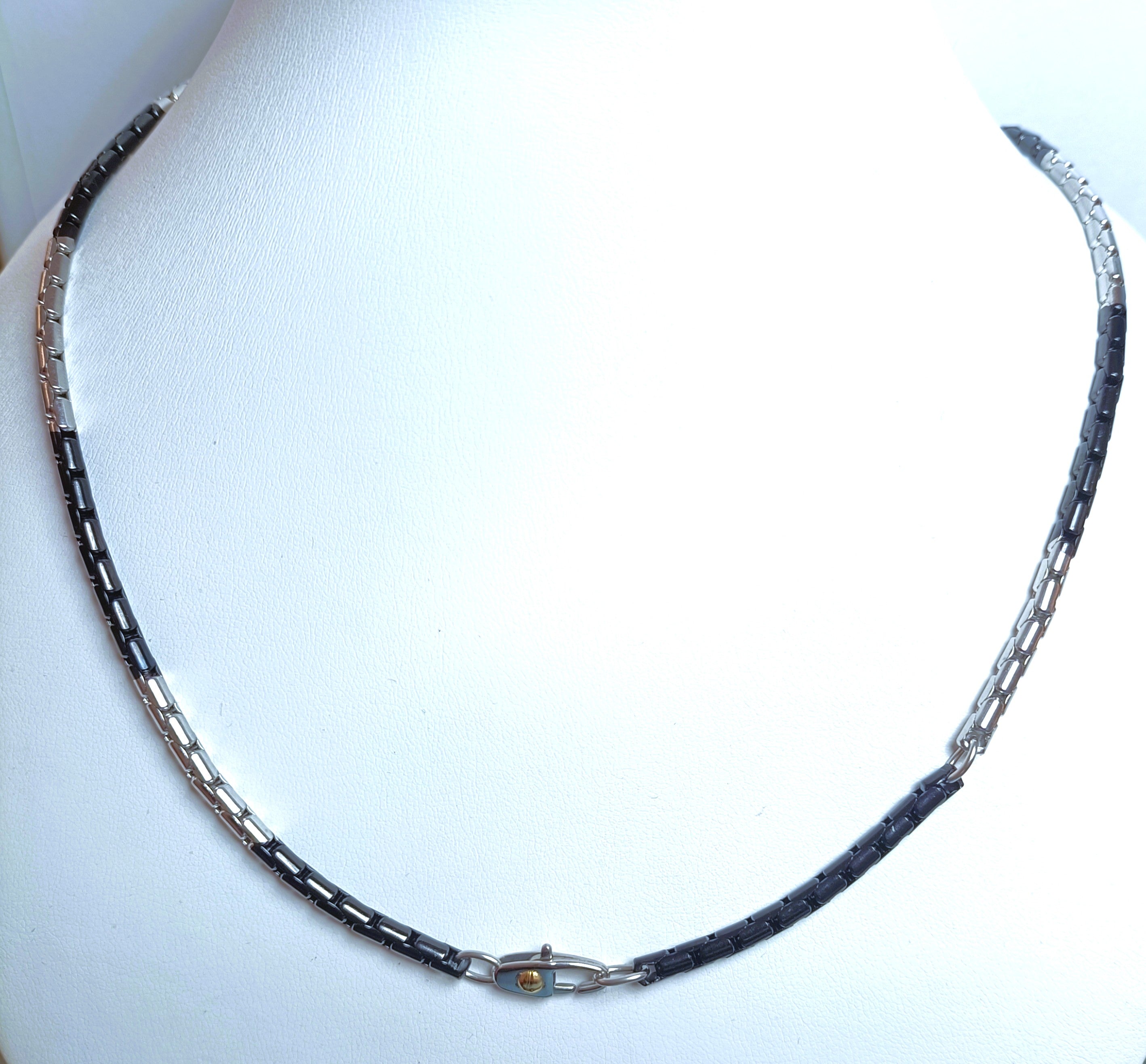 COLLANA IN ACCIAIO ANALLERGICO "ROSSO AMANTE " ED ORO 18KT