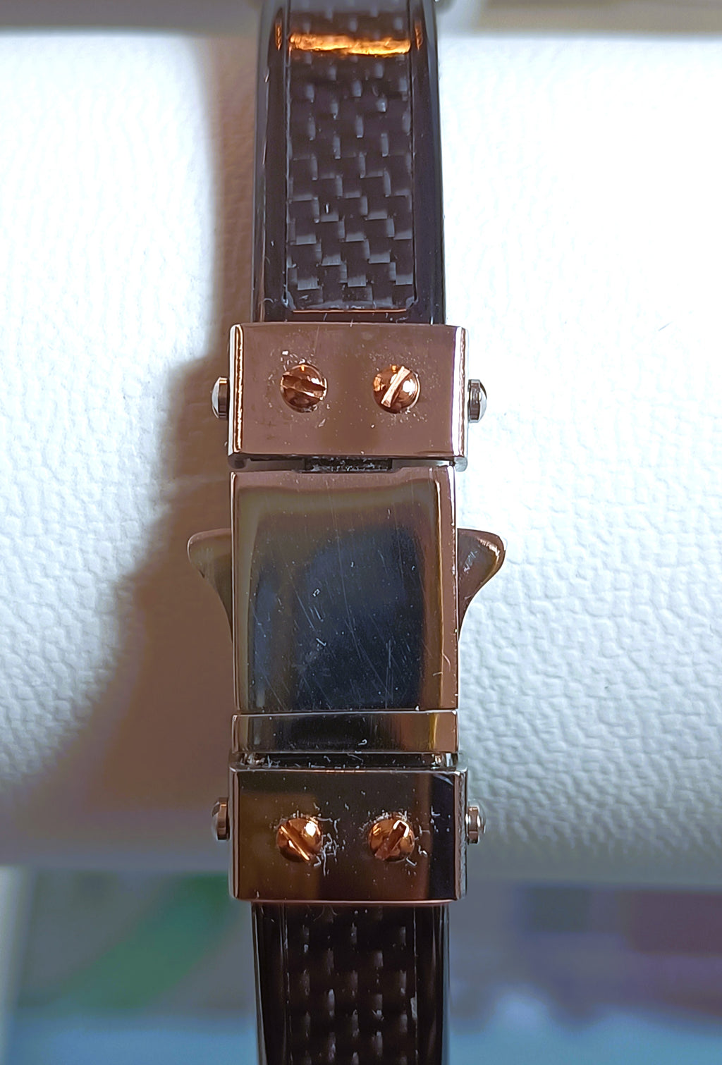 BRACCIALE  ACCIAIO PVD "ROSSO AMANTE" E FIBRA DI CARBONIO 19.5