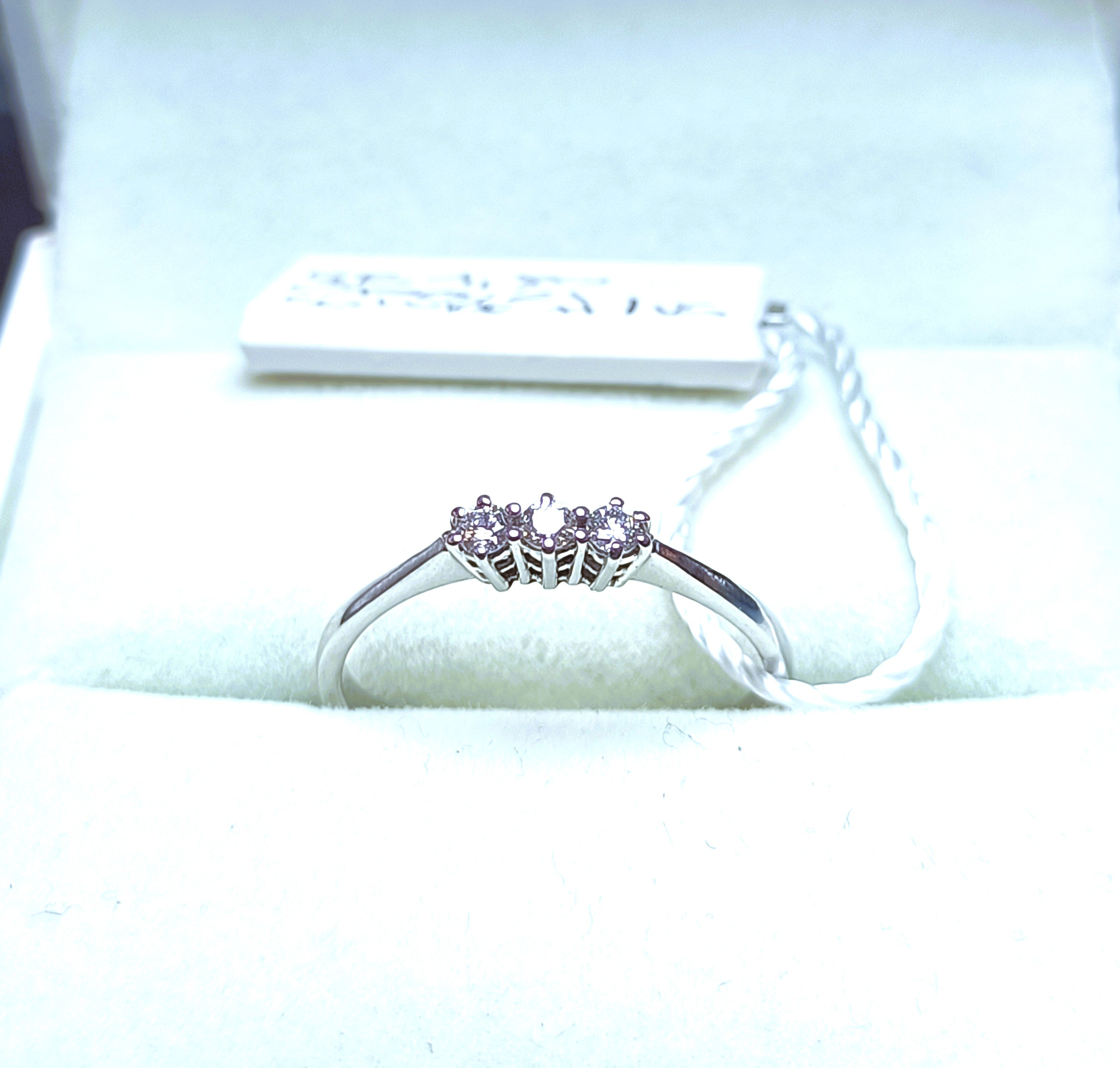 TRILOGY IN ORO BIANCO 18KT DIAMANTI NATURALI