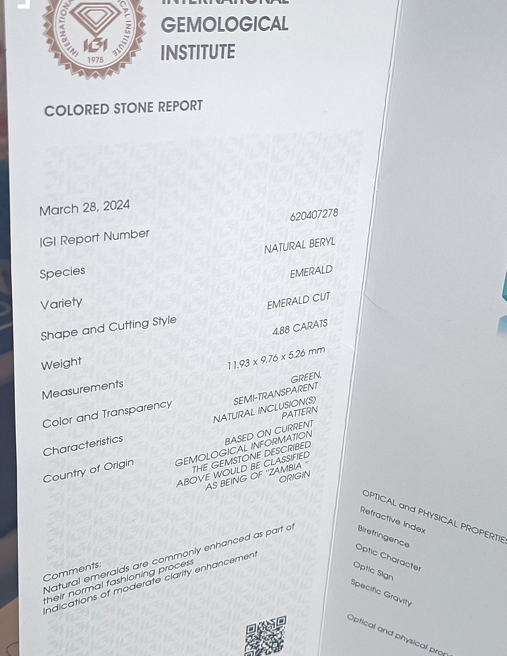 SMERALDO NATURALE SEMI TRASPARENT 4,88 KT CERTIFICATO I.G.I