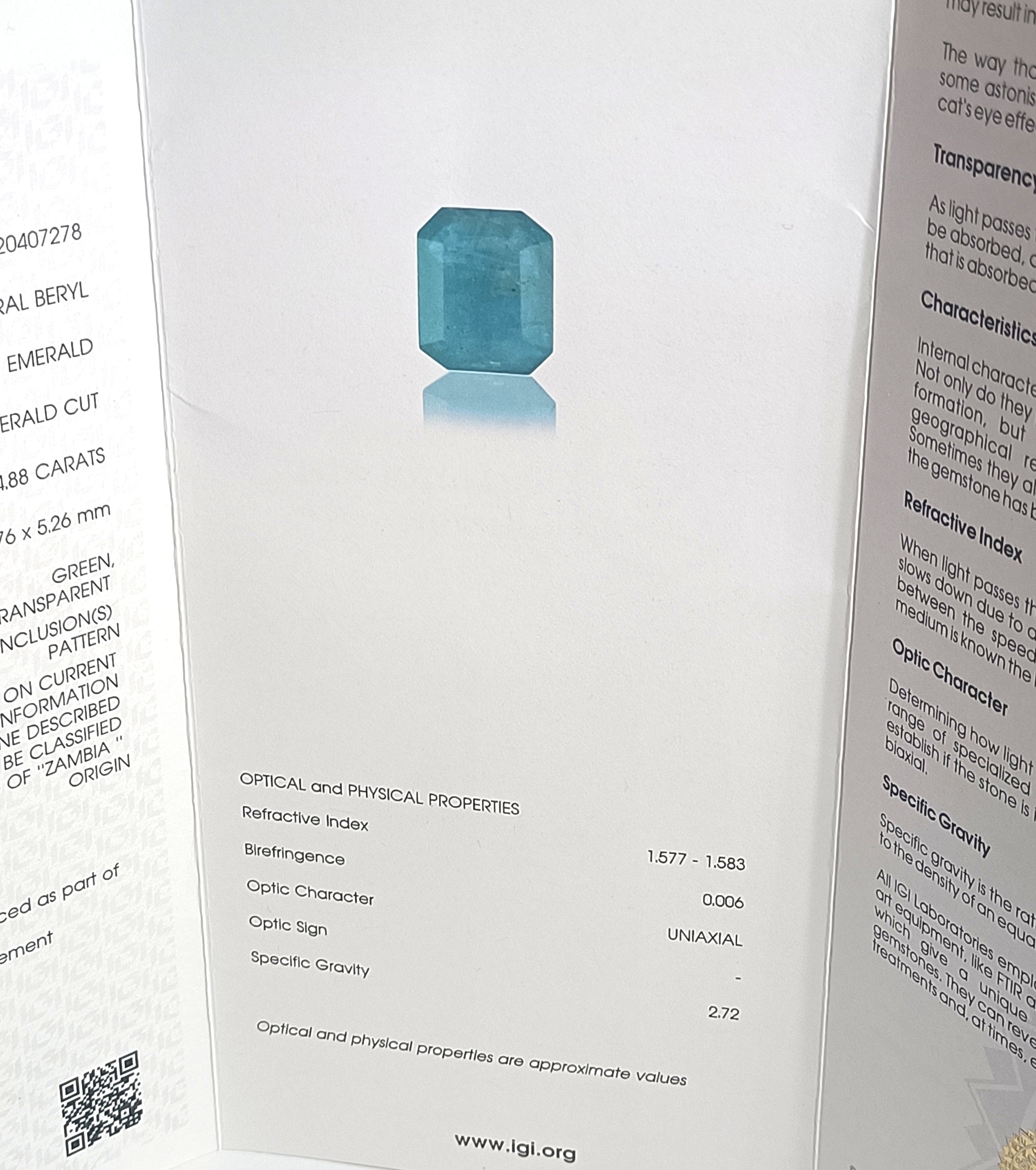 SMERALDO NATURALE SEMI TRASPARENT 4,88 KT CERTIFICATO I.G.I