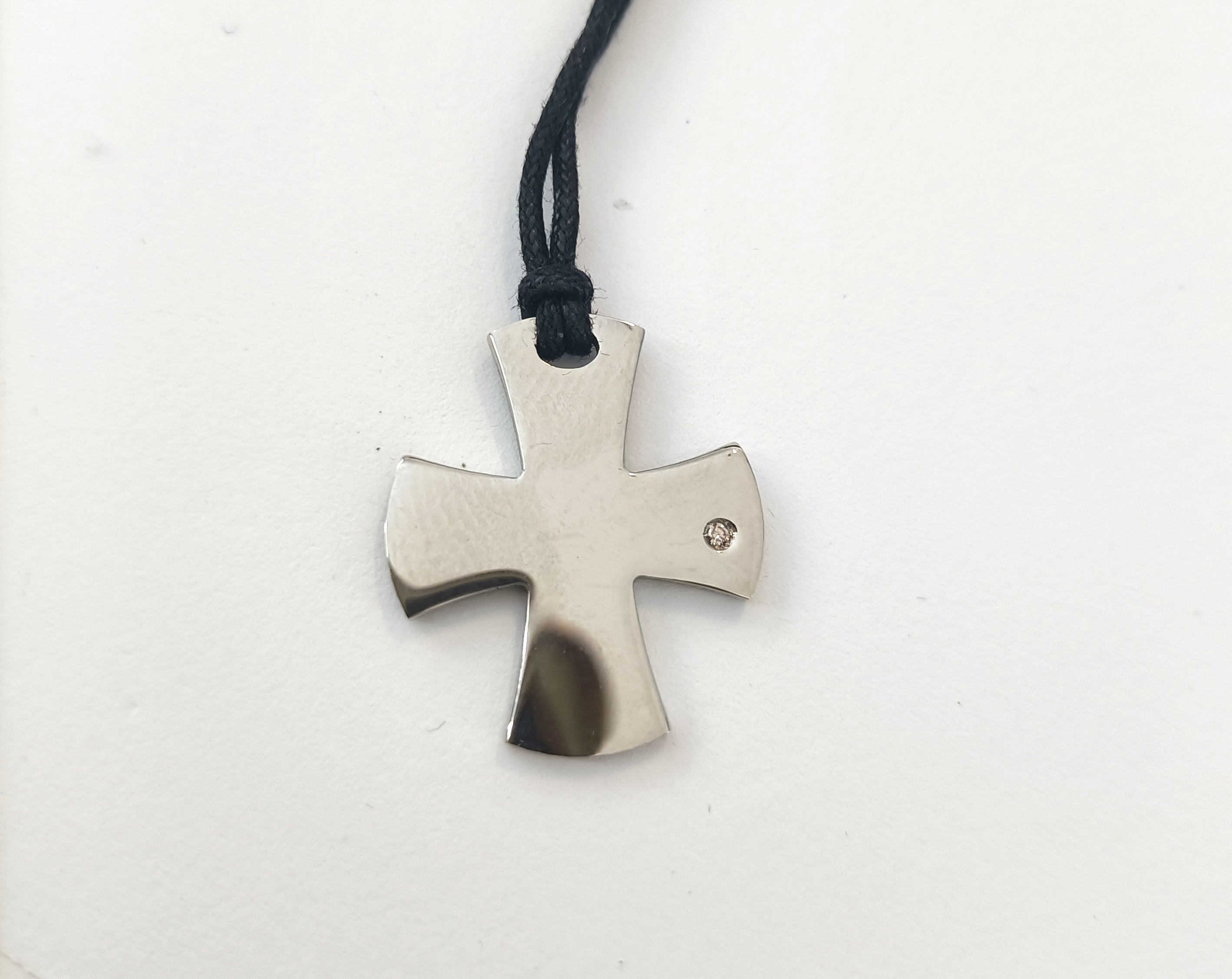 COLLINI IN ACCIAIO  ANALLERGICO CON DIAMANTINO NATURALE